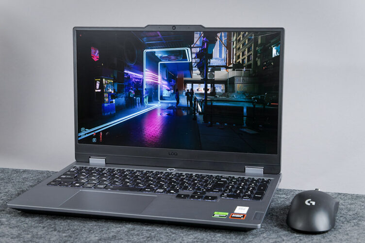 ゲーミングノートPCの実機